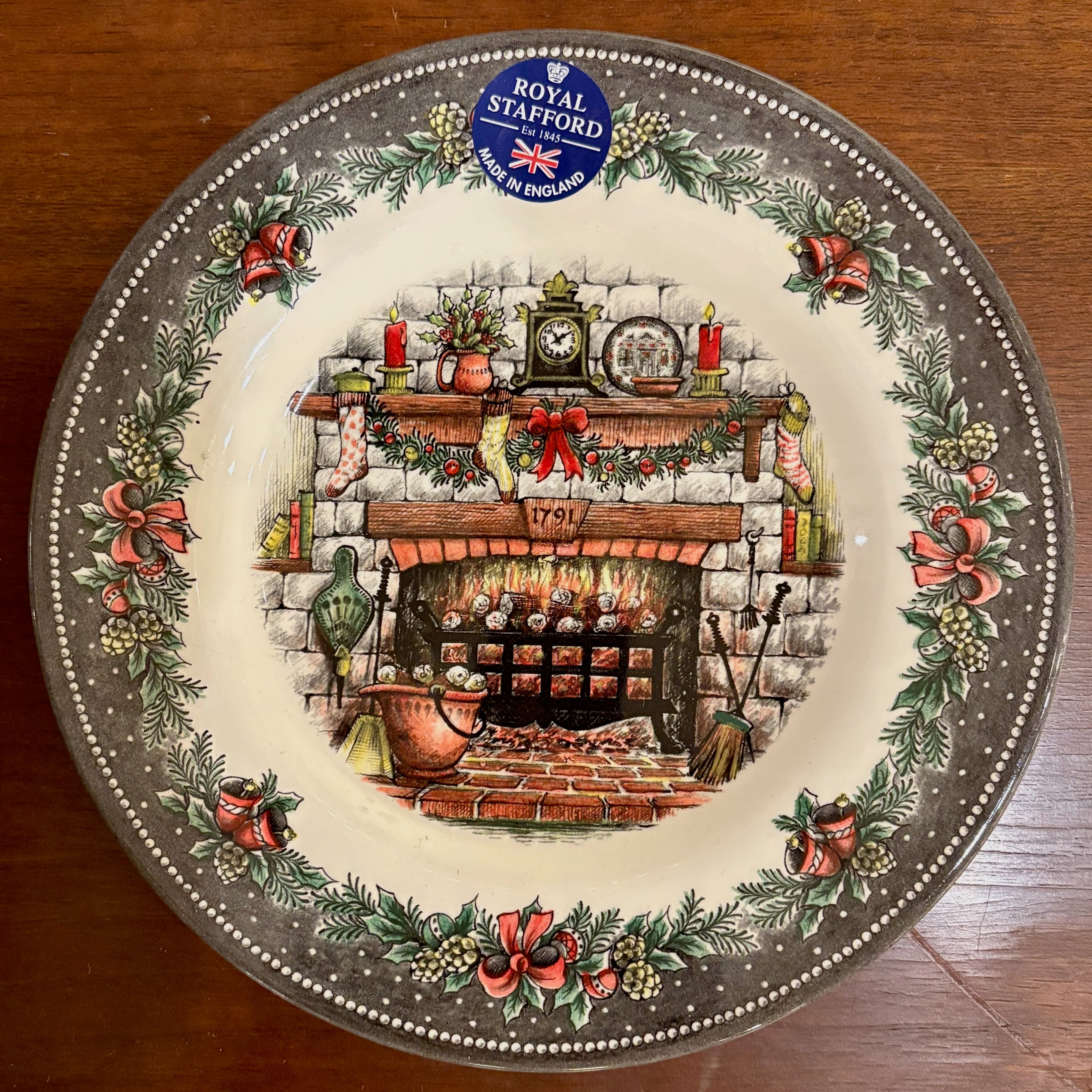 Royal Stafford Christmas Eve Salad Plates | Rosebud Antiques